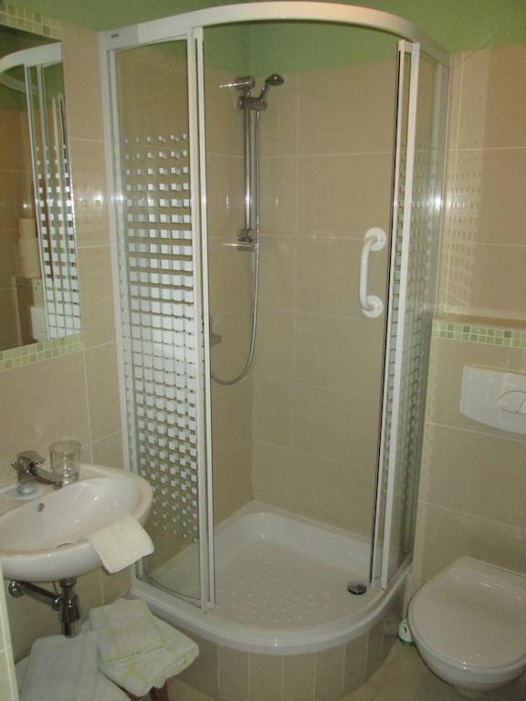 Hotel Zaulek Dębica Habitación foto